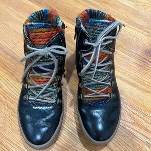 Josef Seibel Maren Black Leather W/Knit Zip Lace Ankle Boots Boho Hip Stylish!!